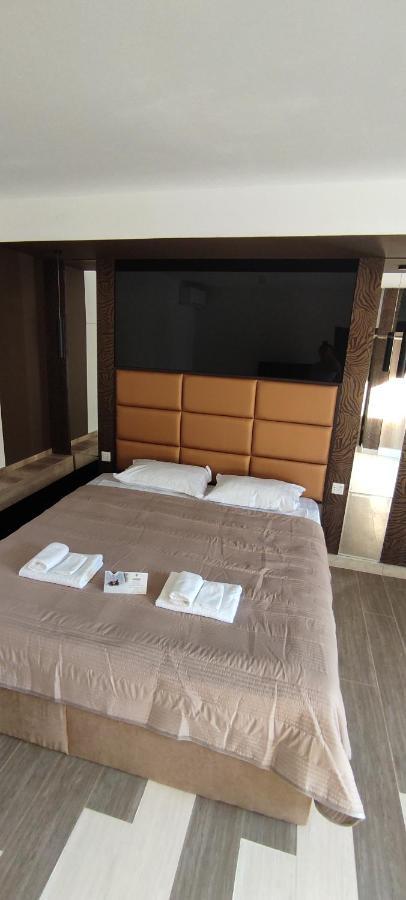 Garden Lounge Hotel Erywań Zewnętrze zdjęcie