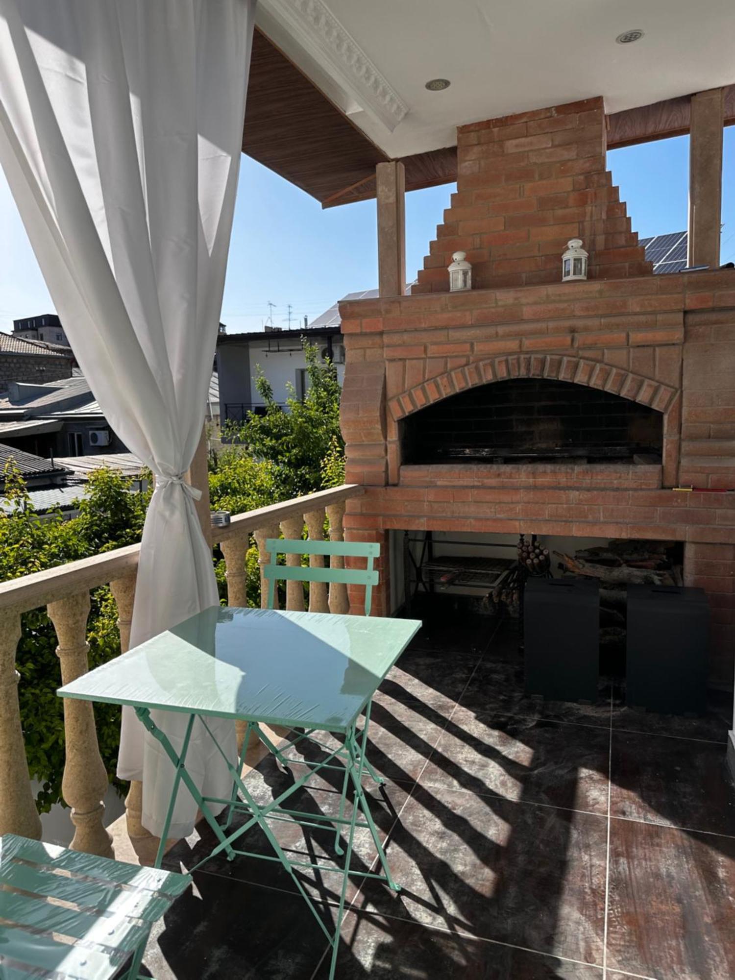 Garden Lounge Hotel Erywań Zewnętrze zdjęcie