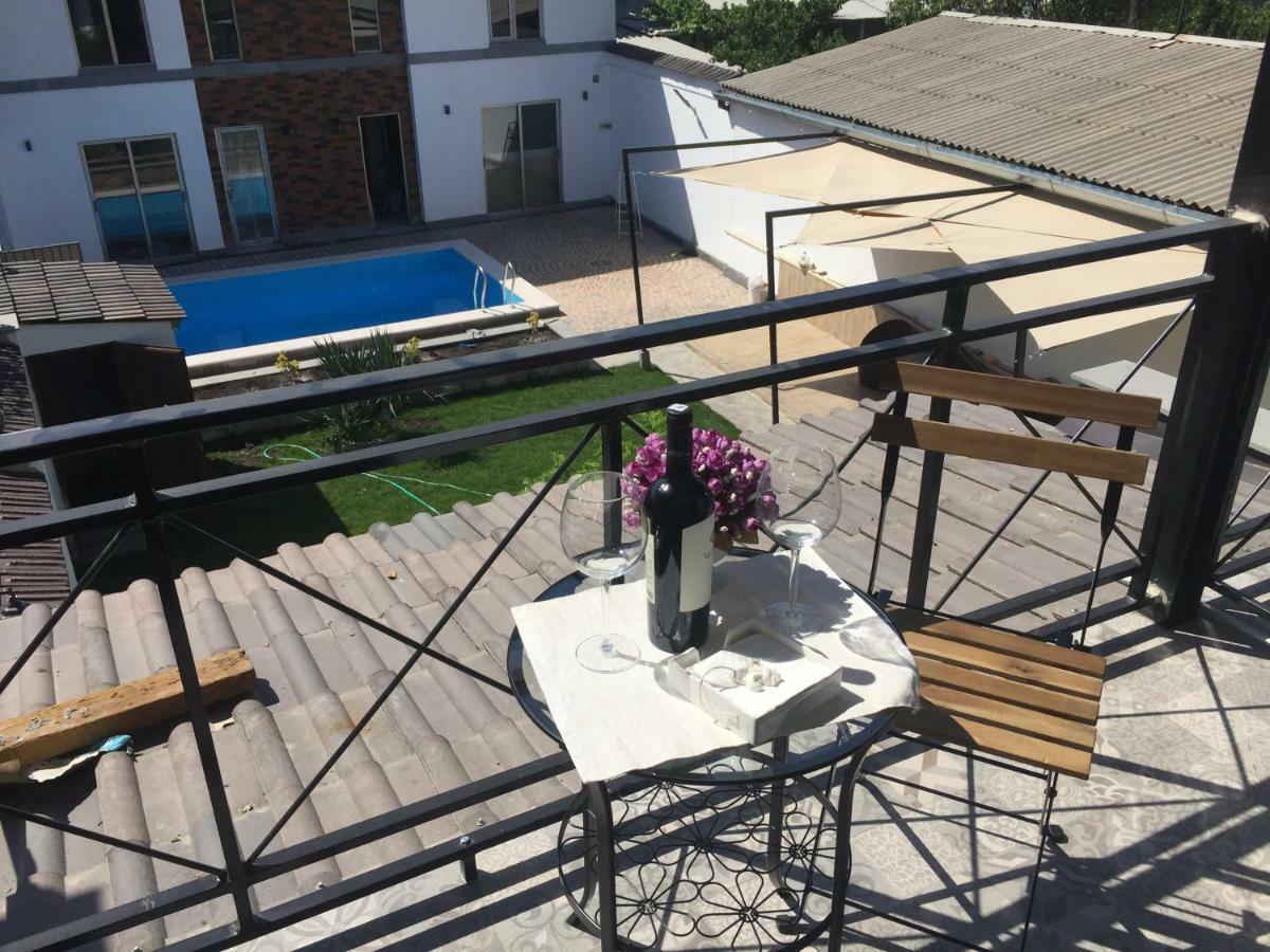 Garden Lounge Hotel Erywań Zewnętrze zdjęcie